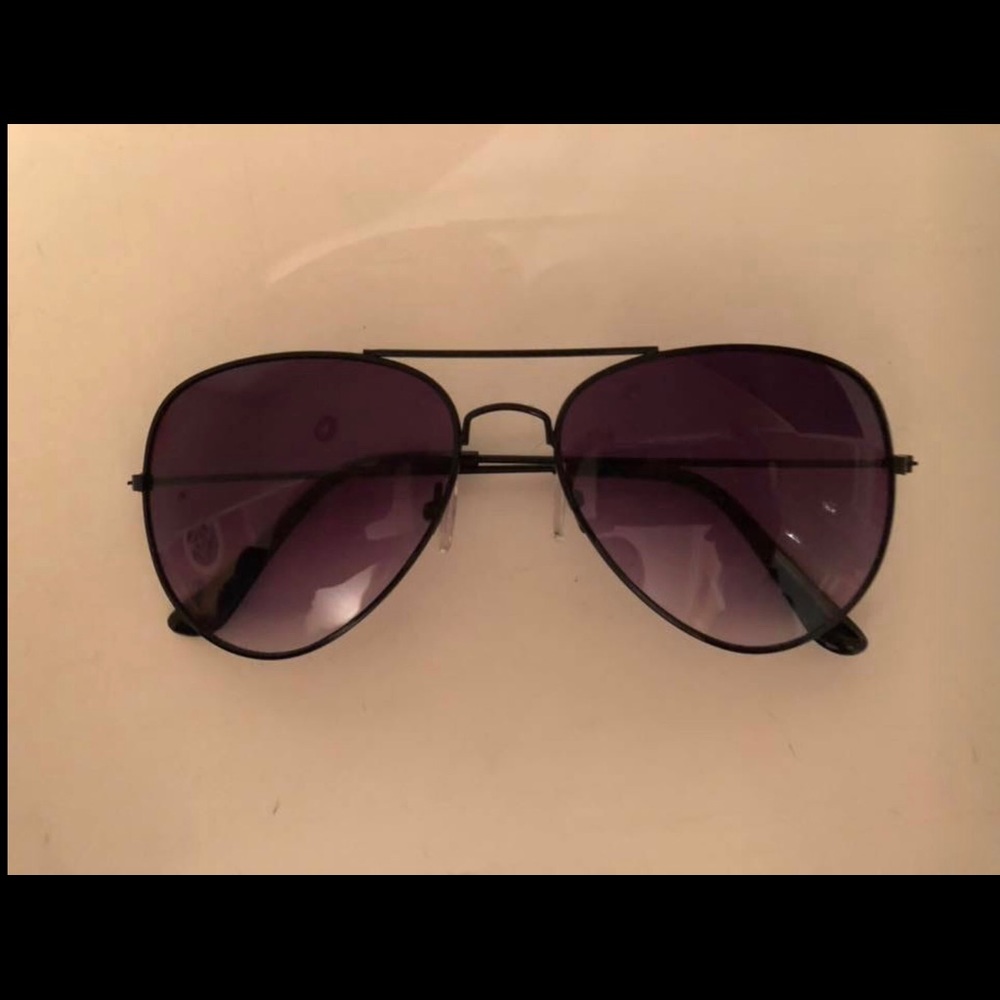 Black Sunglasses 🕶